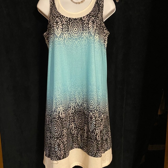 Dresses & Skirts - Cute summer tank sundress